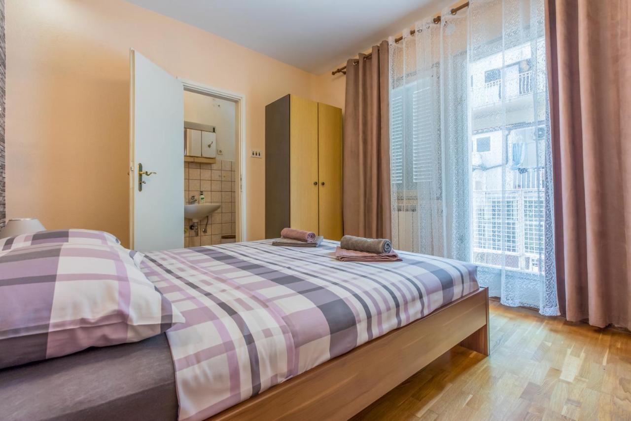 Apartments And Room Art Crikvenica Exterior foto