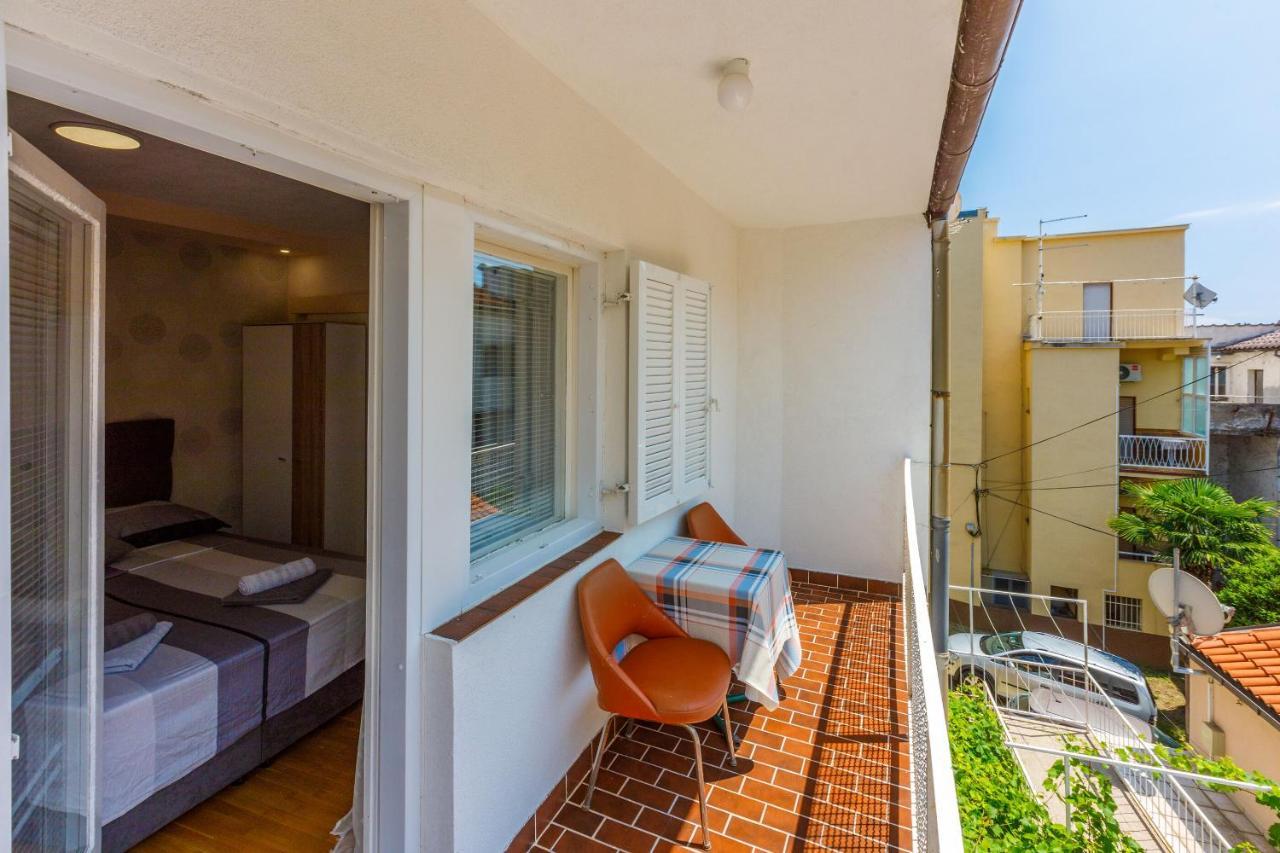 Apartments And Room Art Crikvenica Exterior foto